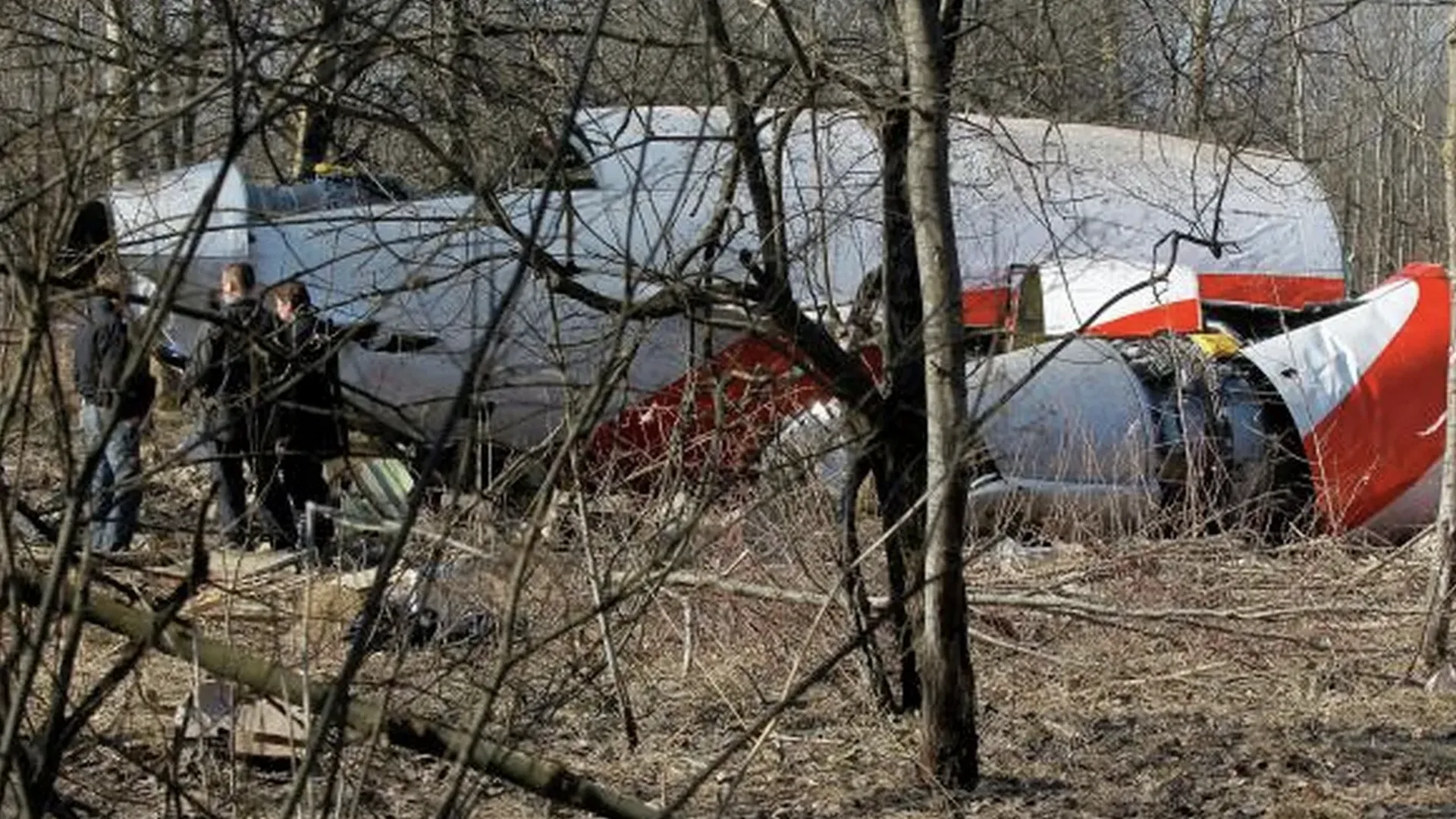 Следов взрыва на вещах с упавшего Ту-154 Качиньского не нашли