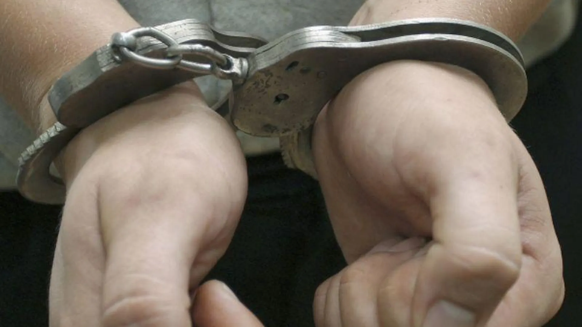 Полицейские Санкт-Петербурга задержали подозреваемого во вчерашнем убийстве
