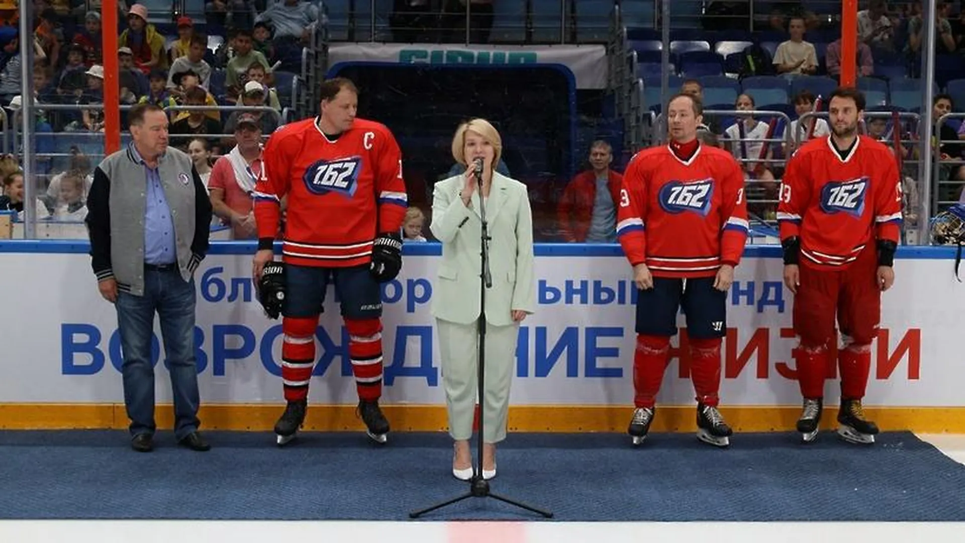 Благотворительный турнир по хоккею провели в Мытищах