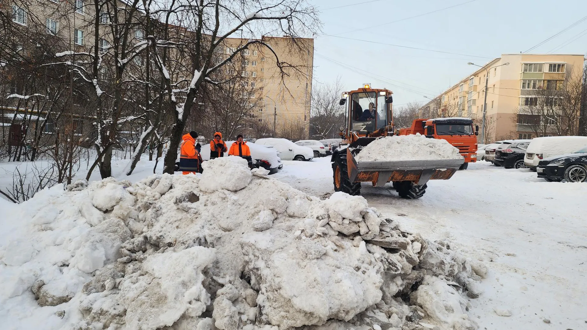 Коммунальщики Ивантеевки ведут работы в режиме нон-стоп, чтобы ответить на все заявки жителей в «Доброделе»