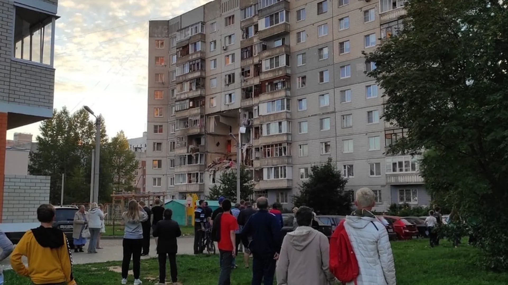 Спасатели рассказали о поиске ребенка под завалами на месте взрыва в Ярославле