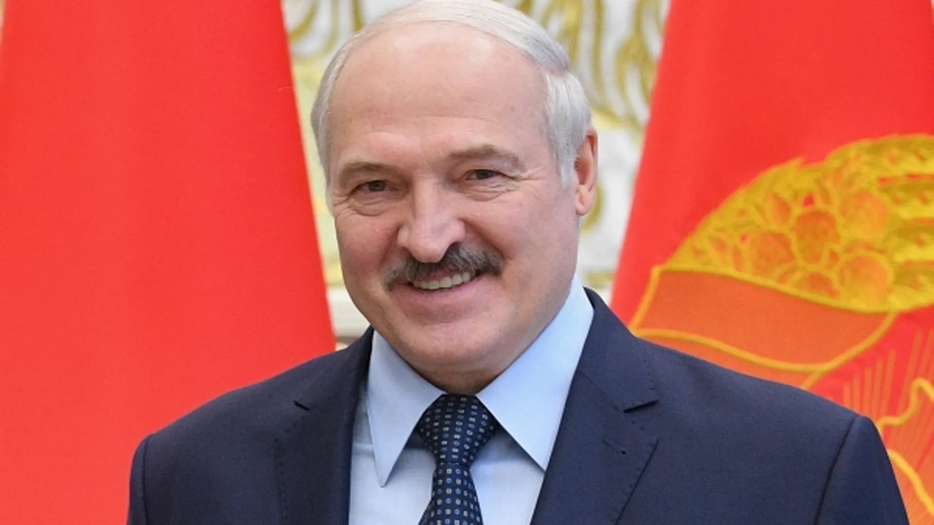 Рейтинг Лукашенко упал. Белорусы ждут нового президента
