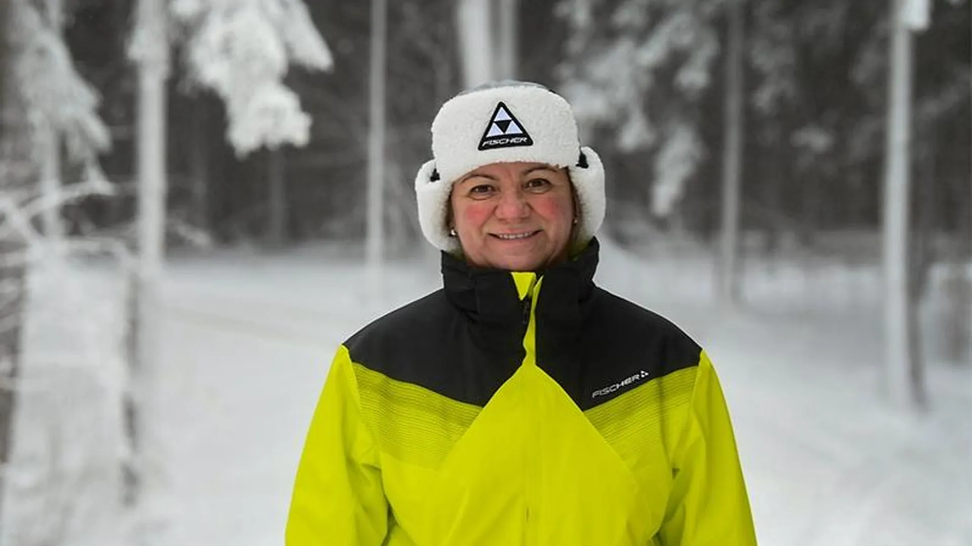 Олимпийская чемпионка Лариса Лазутина дала советы начинающим покорителям снежных склонов
