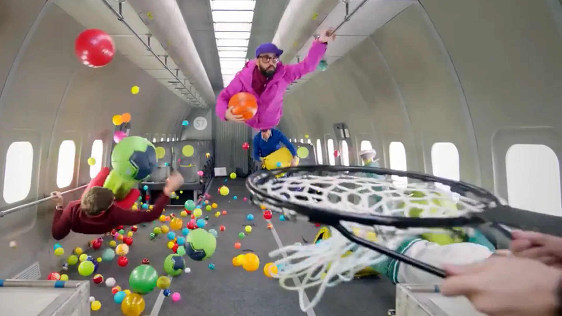 ОК Go сняли в Подмосковье первый в мире «невесомый» клип