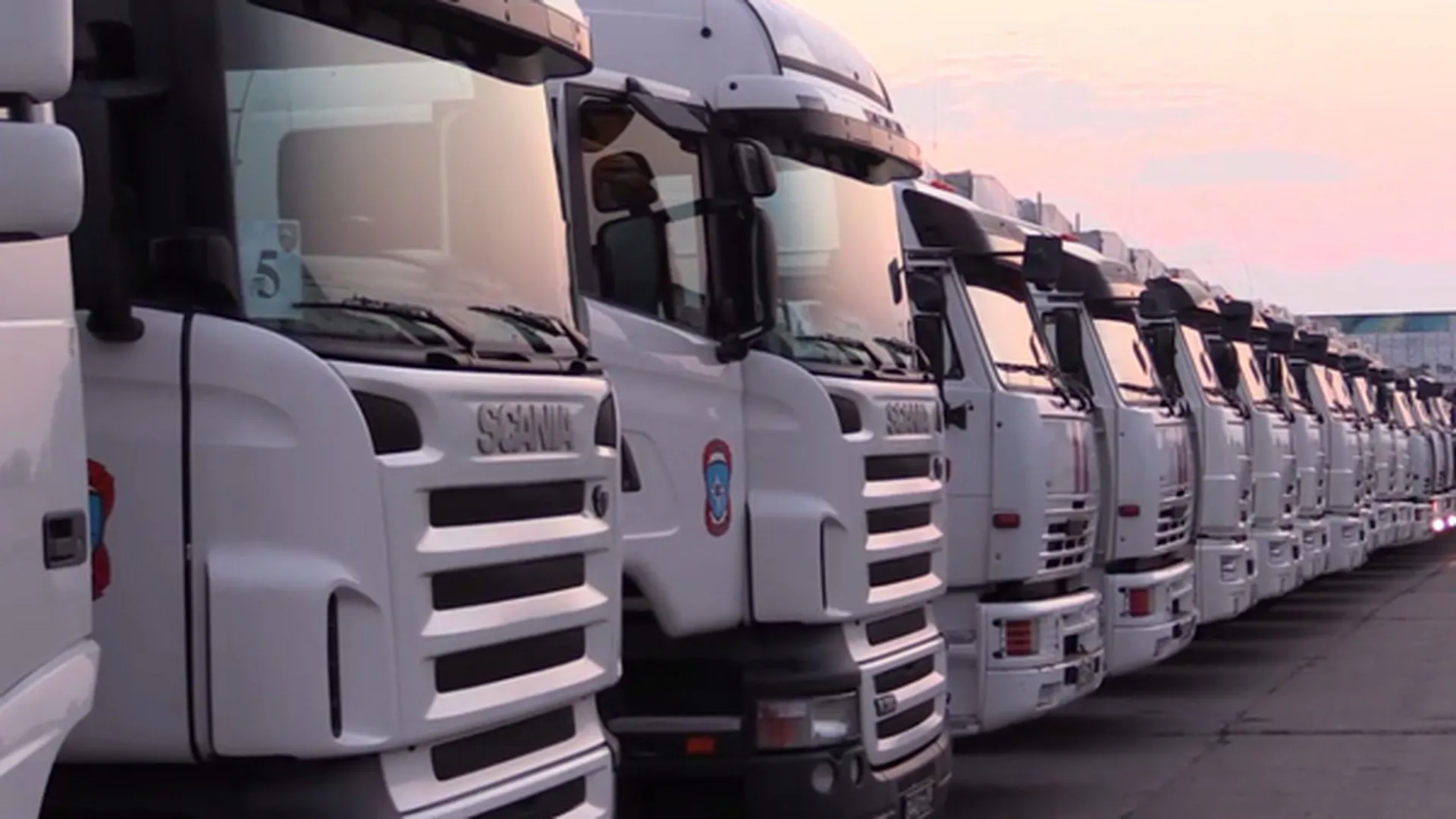 Восемьдесят грузовиков с гумпомощью отправились из Ногинска в Донбасс