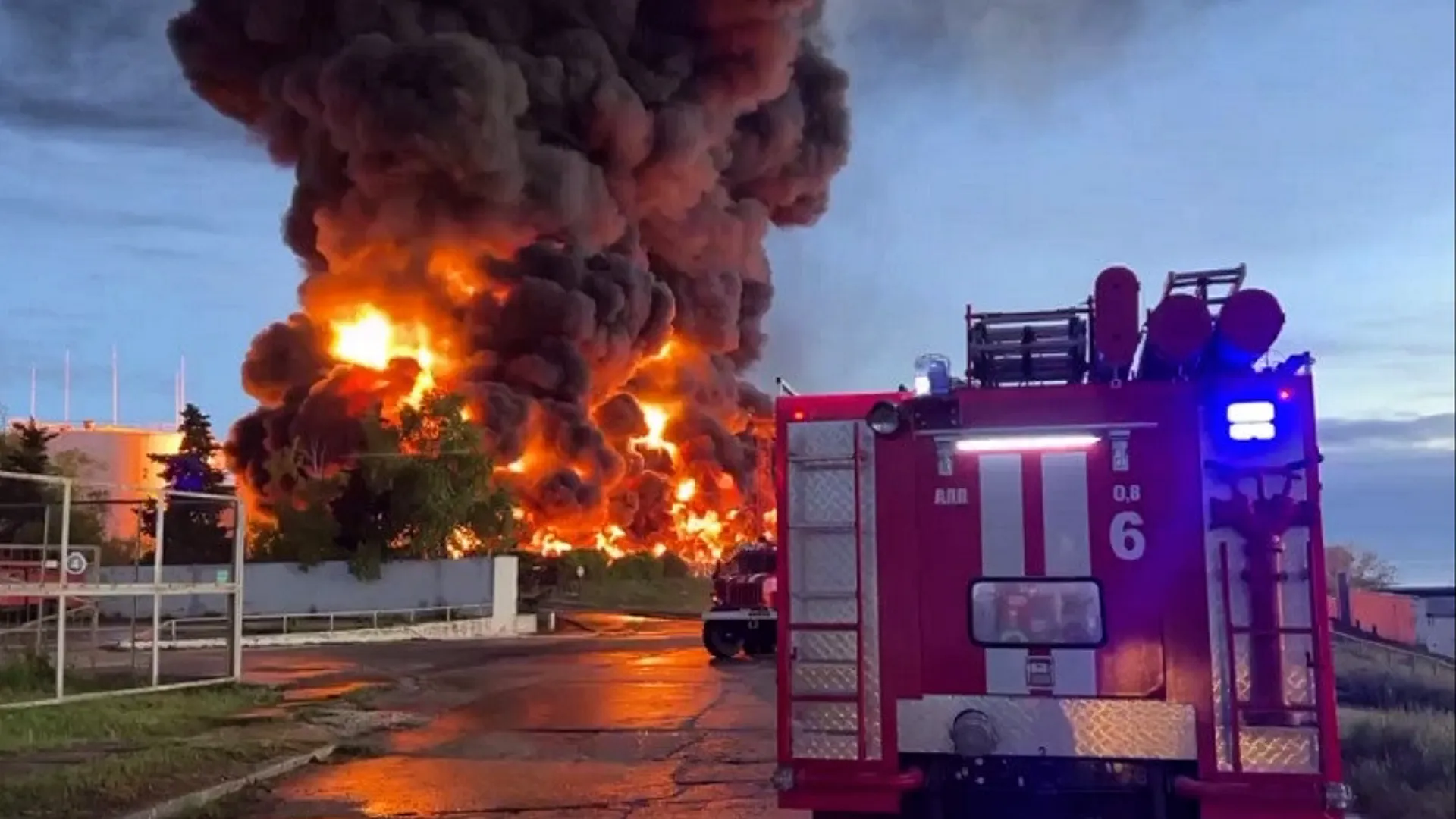 Сотрудник нефтебазы на Кубани раскрыл возможные последствия пожара