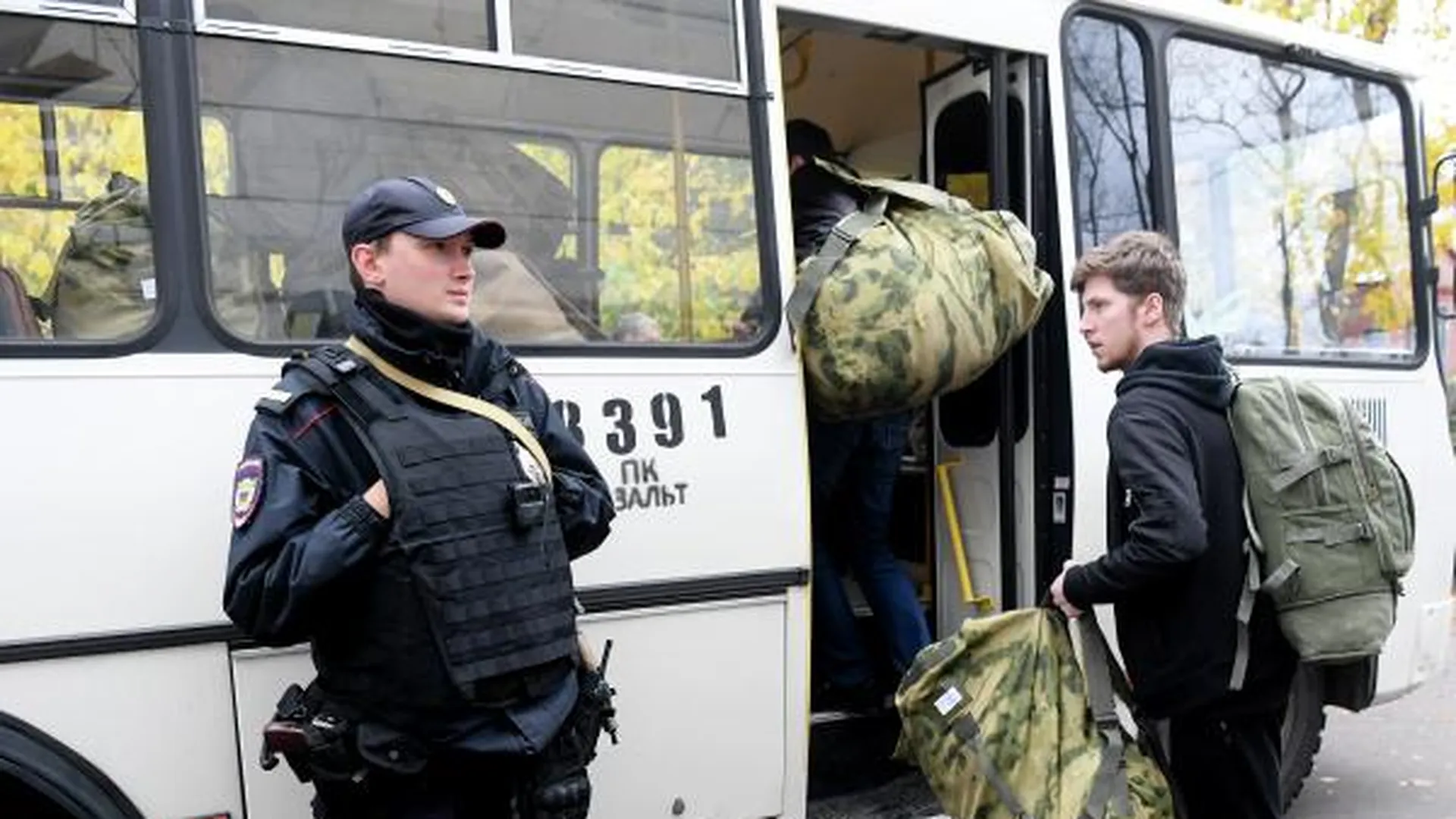 Мобилизация в спб. Музей москвы мобилизация. Мобилизация 2023. Облава. Мобилизация обмундирование.