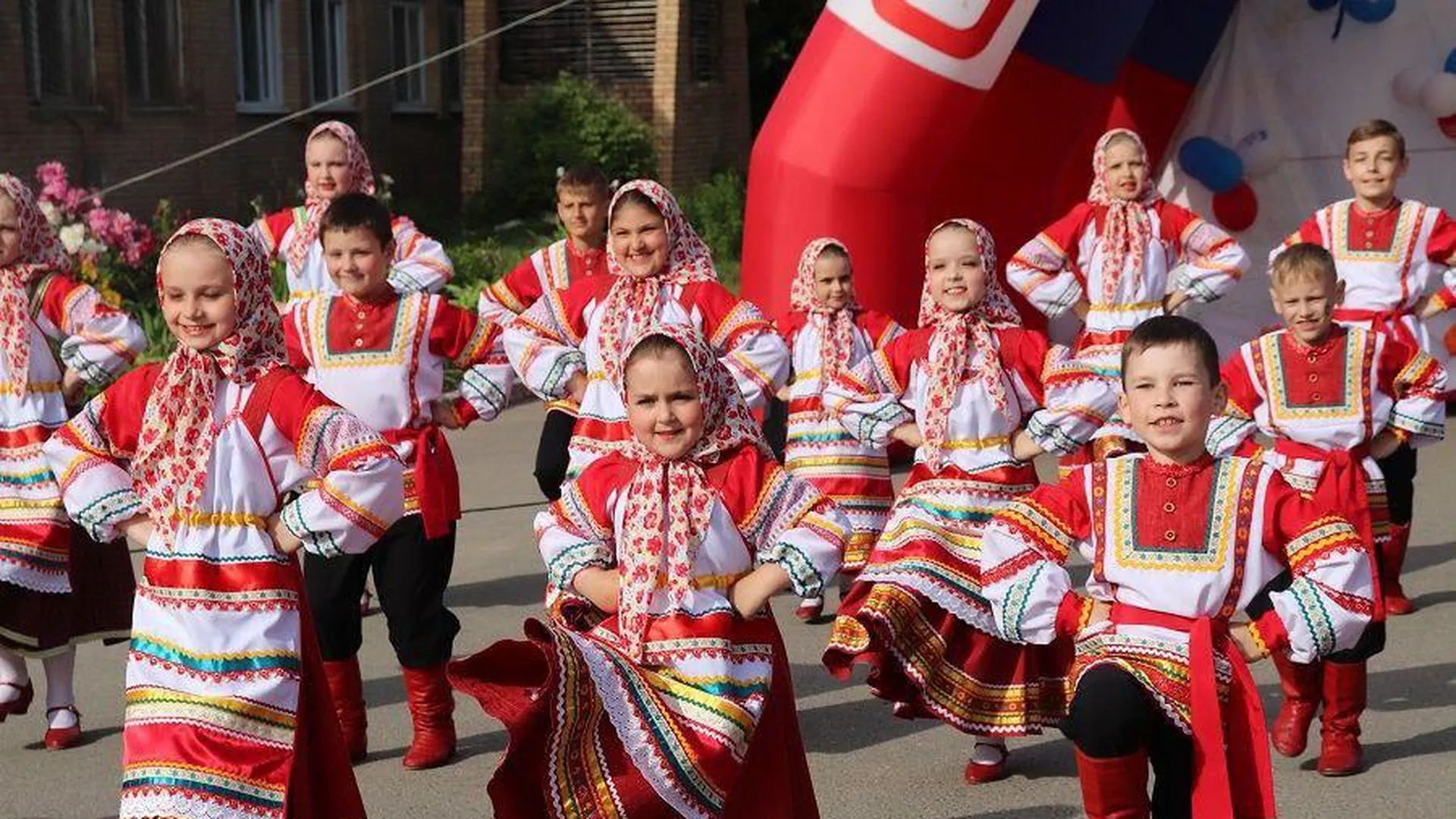 В Серпухове прошел масштабный праздник «В русском стиле»