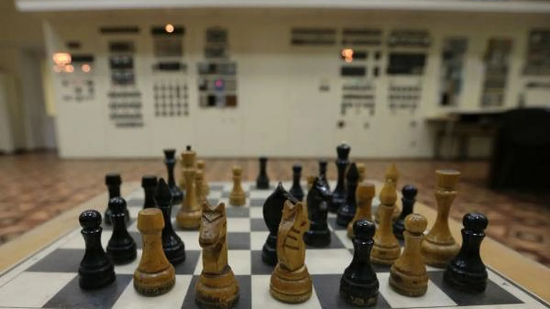 Чемпионат по шашкам и шахматам среди инвалидов открылся в Раменском