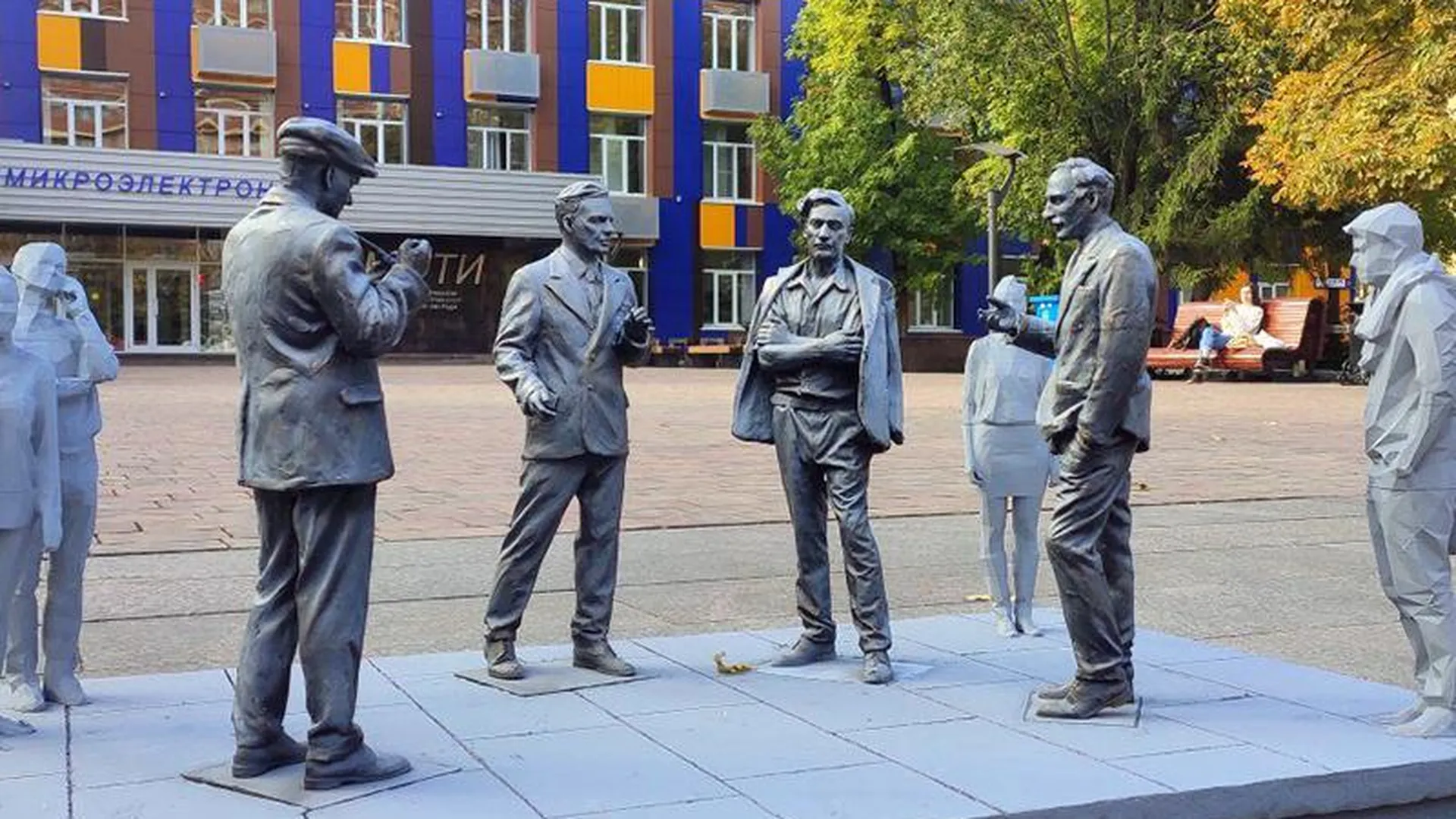 Памятник отцам-основателям МФТИ откроют в Долгопрудном