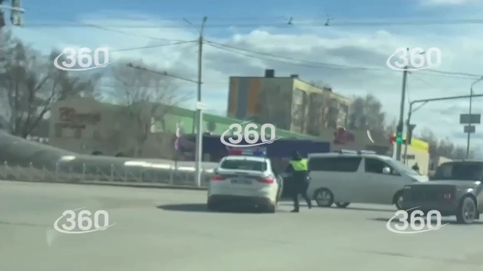 Водитель почти час нарезал круги на перекрестке в Татарстане
