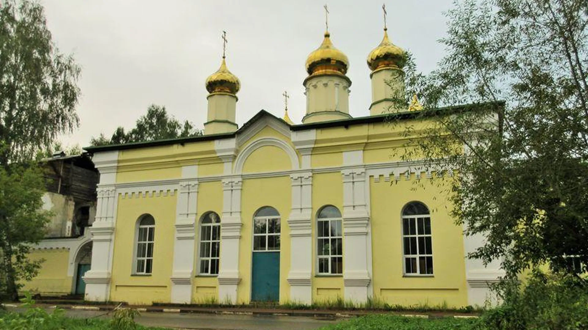 Крестовоздвиженская церковь в Орехово-Зуево