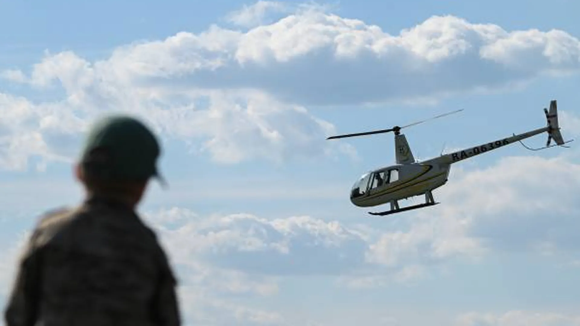 Пропавший вертолет Robinson нашли обгоревшим на Камчатке