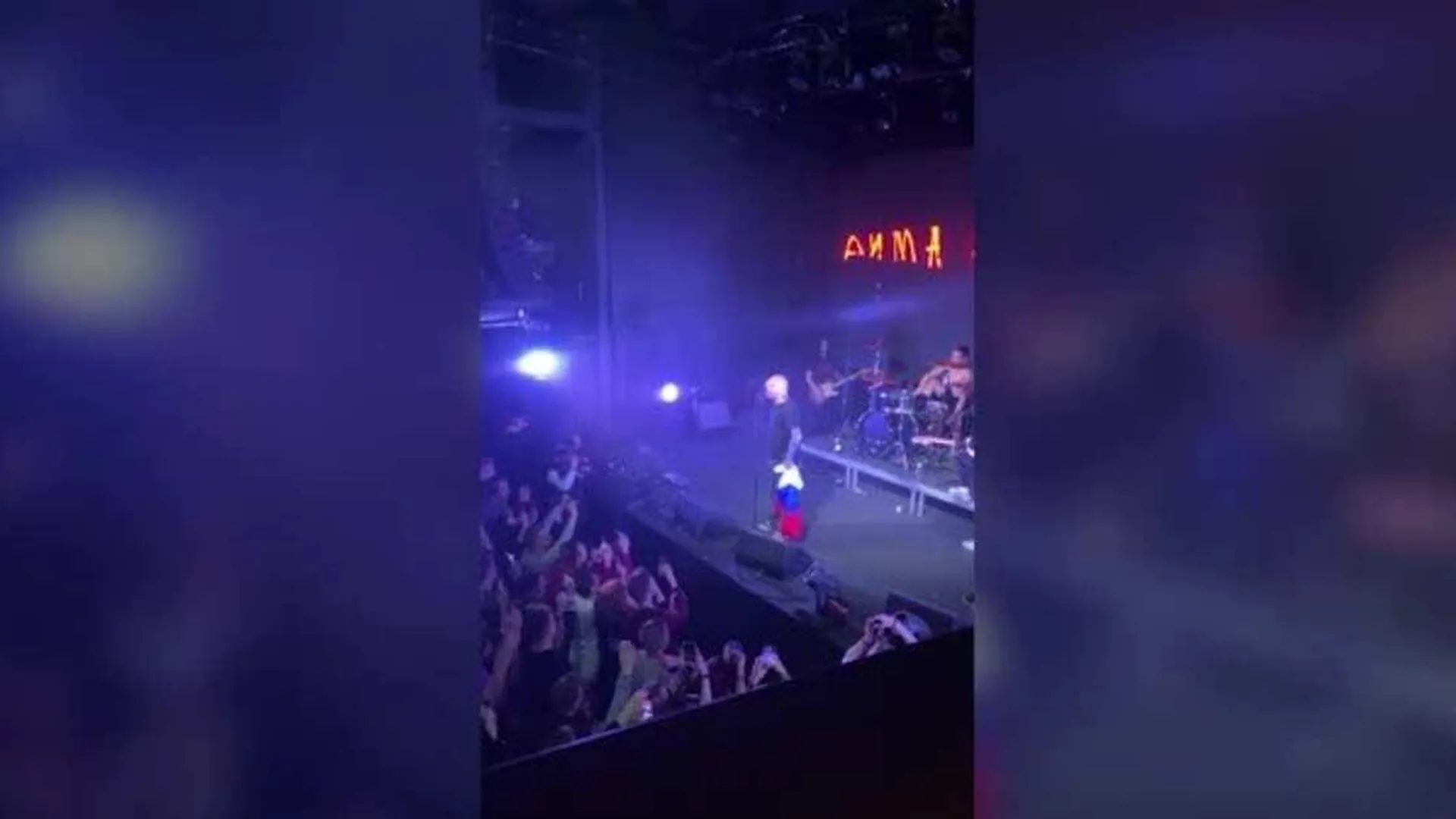 Macan концерты 2023. Макан концерт спб. Макан выступление. Сколько людей на концерте макана. Сколько людей на концерте макана.