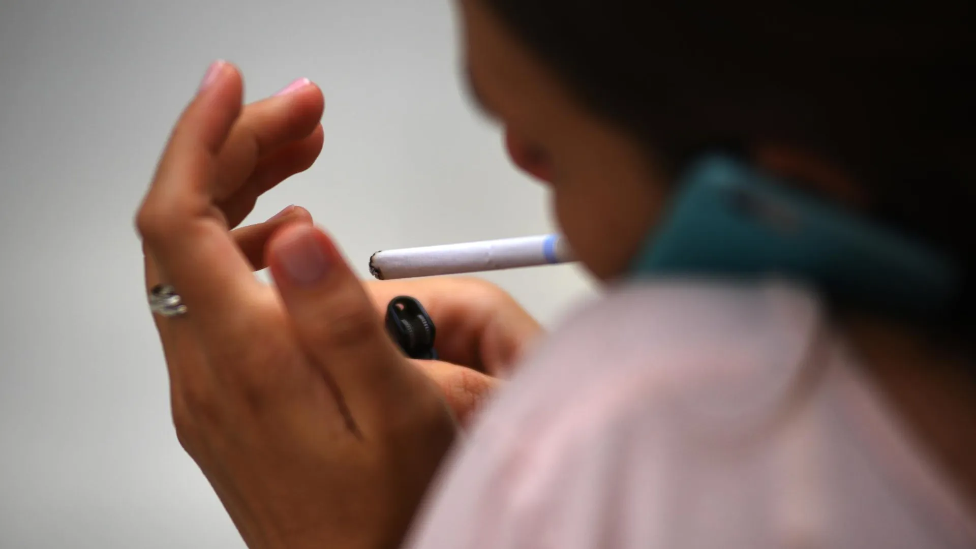 Нарколог Шуров перечислил способы быстро бросить курить