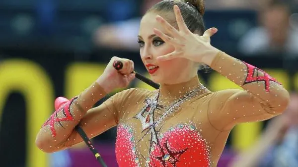 Чемпионка мира по художественной гимнастике обвинила бывшего возлюбленного в мошенничестве