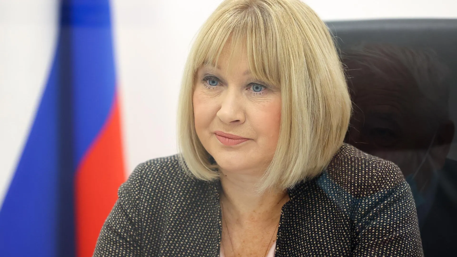 В московском Театре комедии из-за грозы пропал свет | 360°