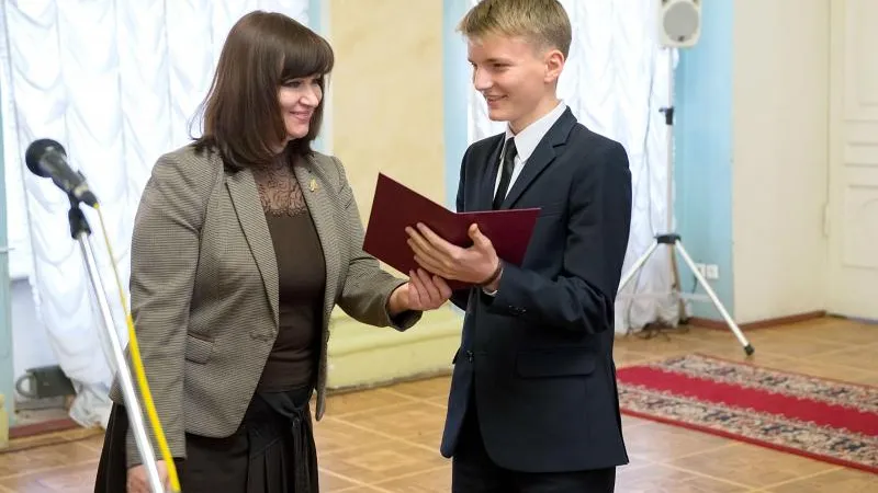 В Подольске лучшие школьники получили стипендии губернатора