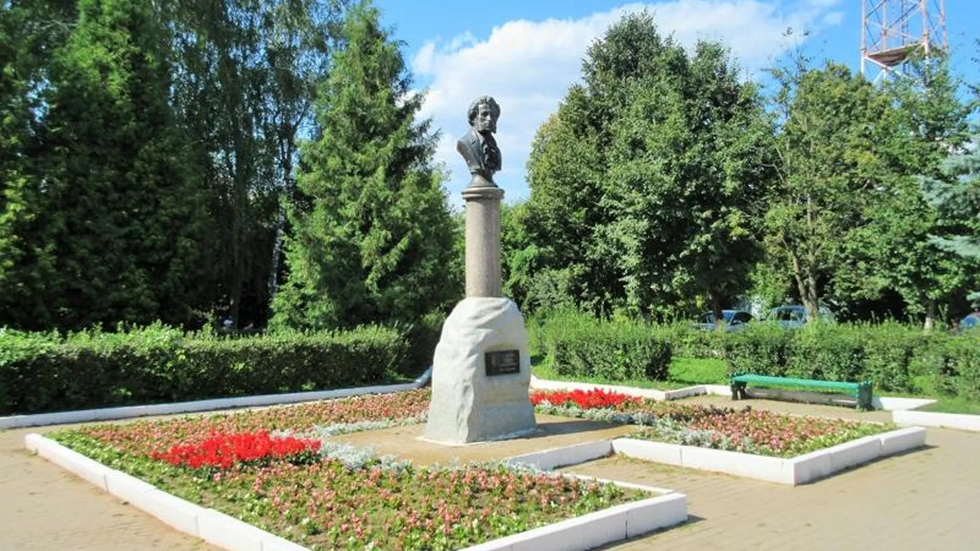 История старинного памятника Пушкину в Кашире