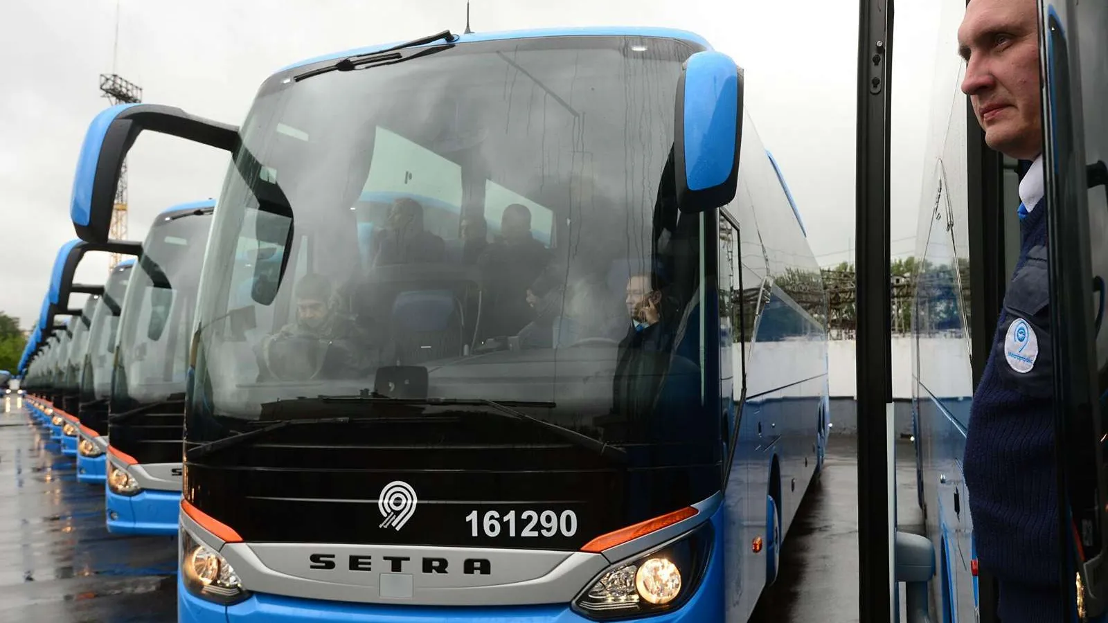 День автобуса