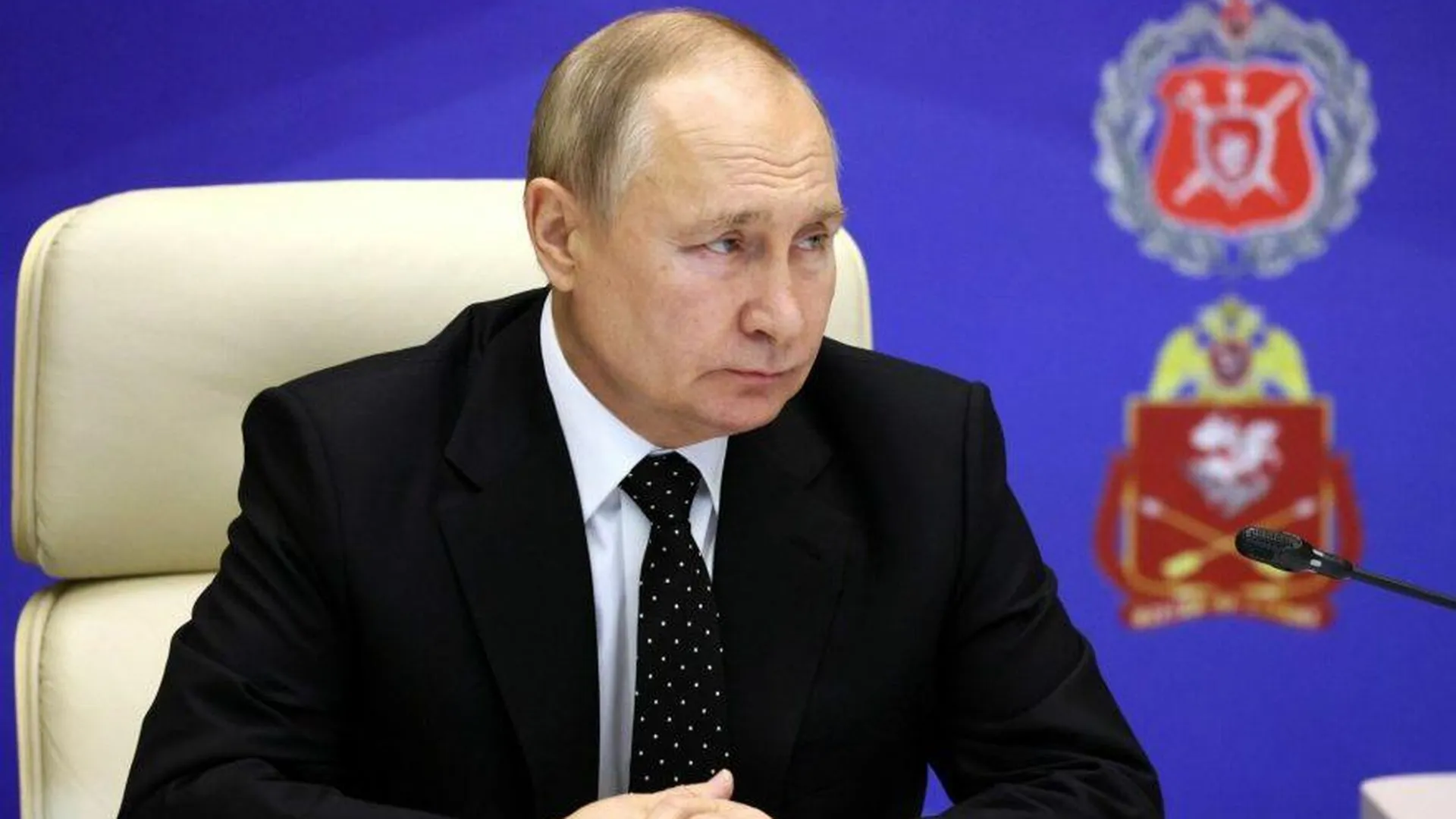 Путин распорядился оптимизировать экспертные советы в органах власти и госкорпорациях