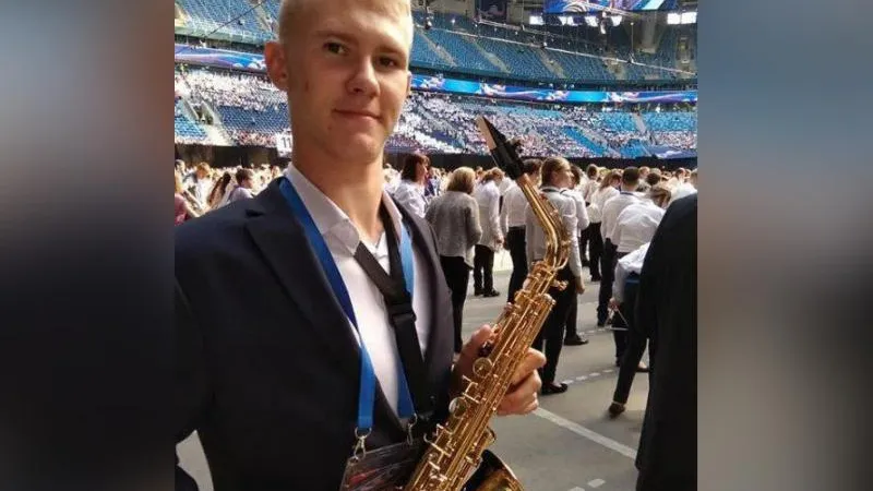 Пятнадцатилетний саксофонист из Ивантеевки попал в Книгу рекордов Гиннесса вместе с мамой 