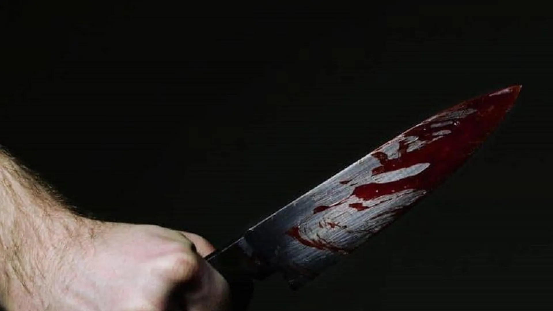 Пьяный мужчина в Дрезне порезал ножом гражданскую жену