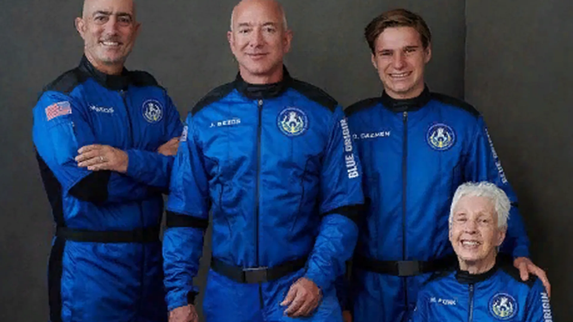 Безос опубликовал видео из капсулы во время полета в космос