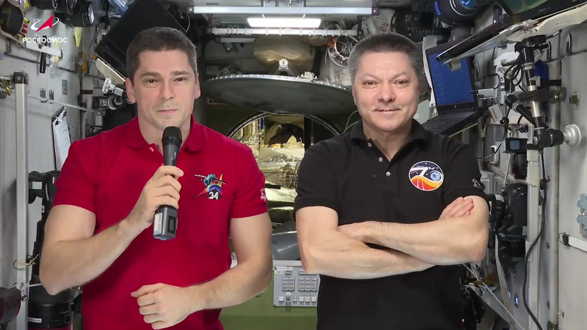 Находящиеся на орбите Земли космонавты поздравили россиянок с 8 Марта