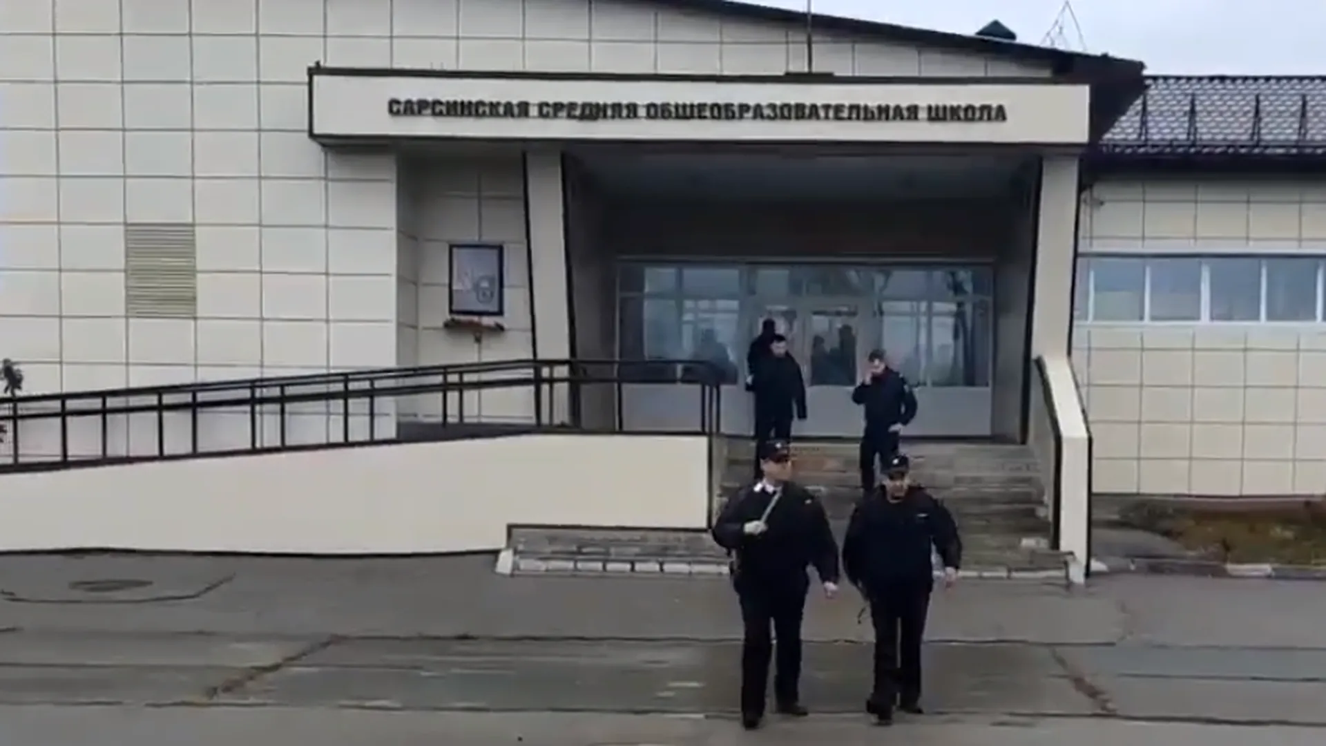 Пермский губернатор поручил проверить охрану в школе, где произошла стрельба