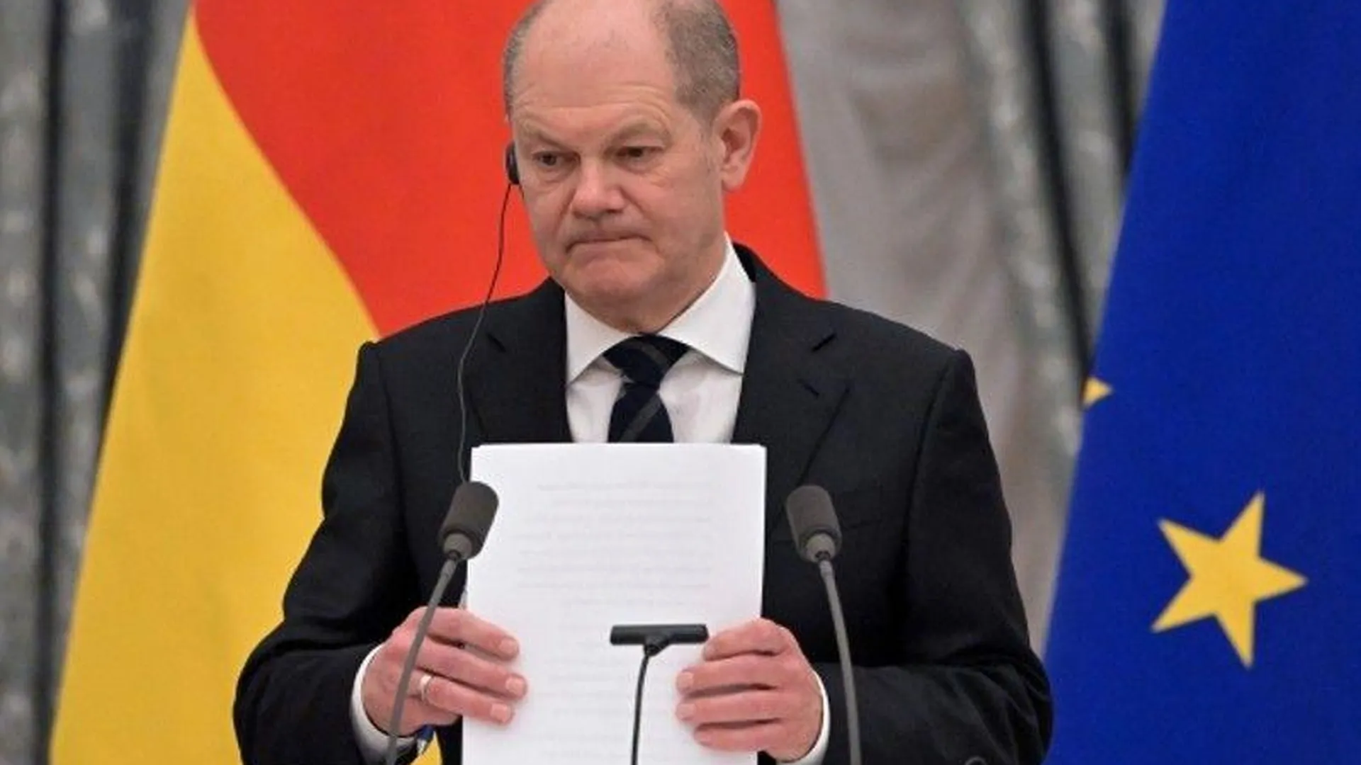Канцлер Шольц назвал целью Германии на Украине не дать России расширить границы