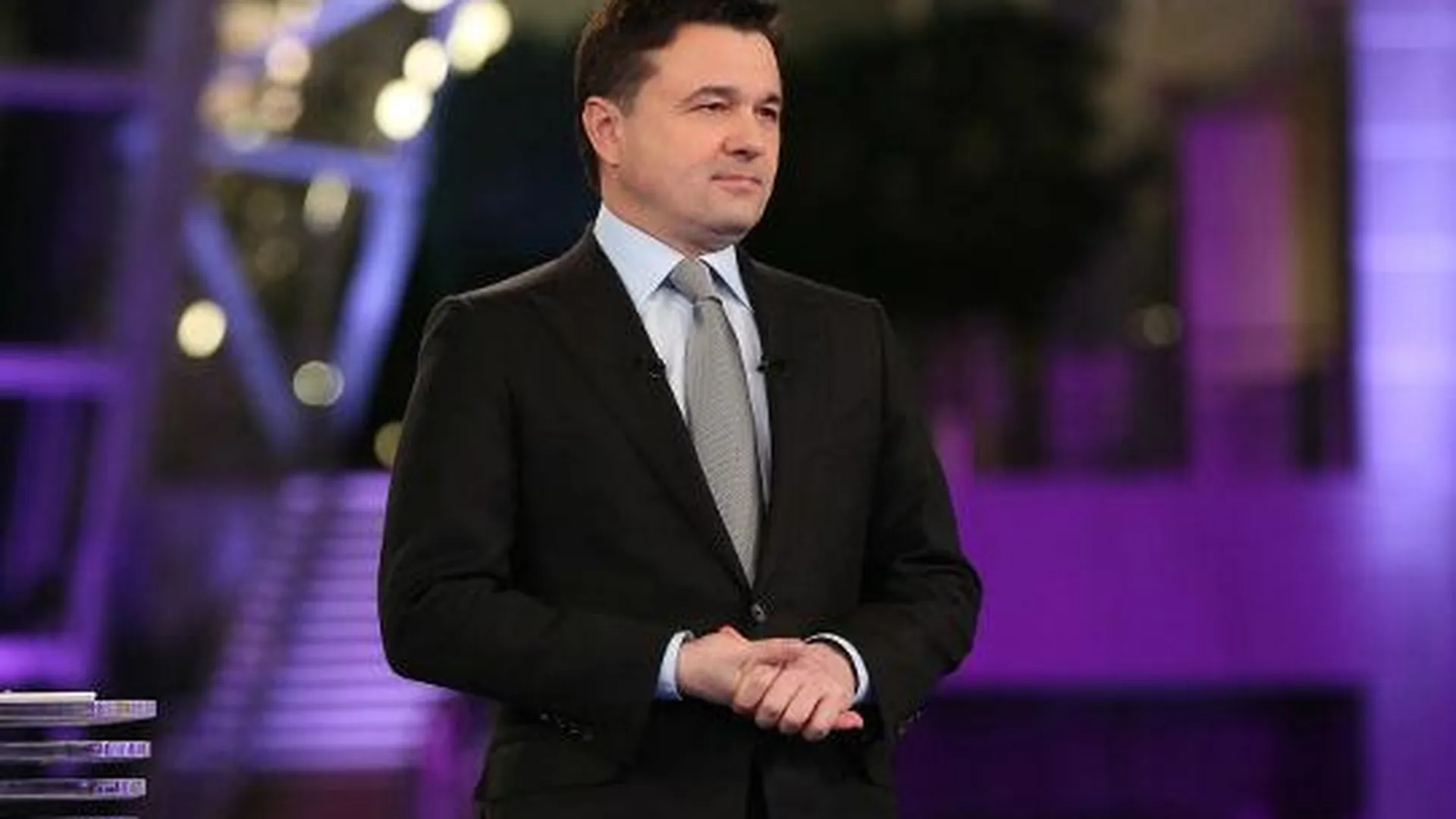Воробьев расскажет о сокращении чиновников и развитии МФЦ на ТВ 