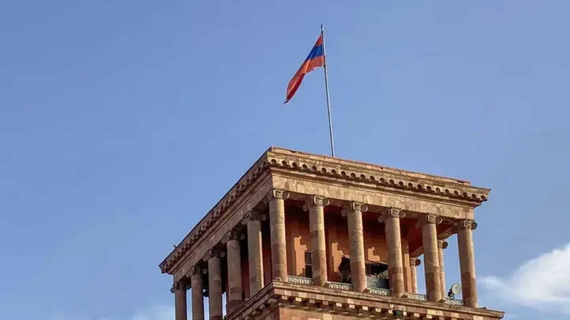 Посол Армении Балаян: любые попытки ударить по интересам РФ на Кавказе являются «самоубийством»