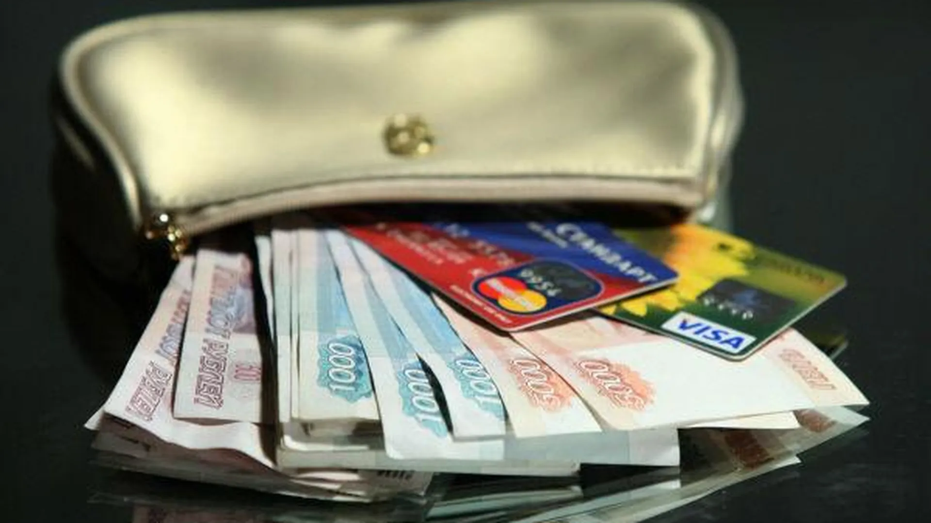 Почти четверть миллиона украли мошенницы у пенсионера в Шатуре