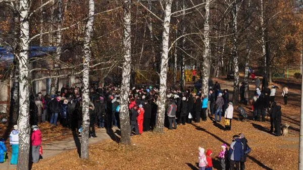 В Щелковском районе жители протестуют против вырубки леса