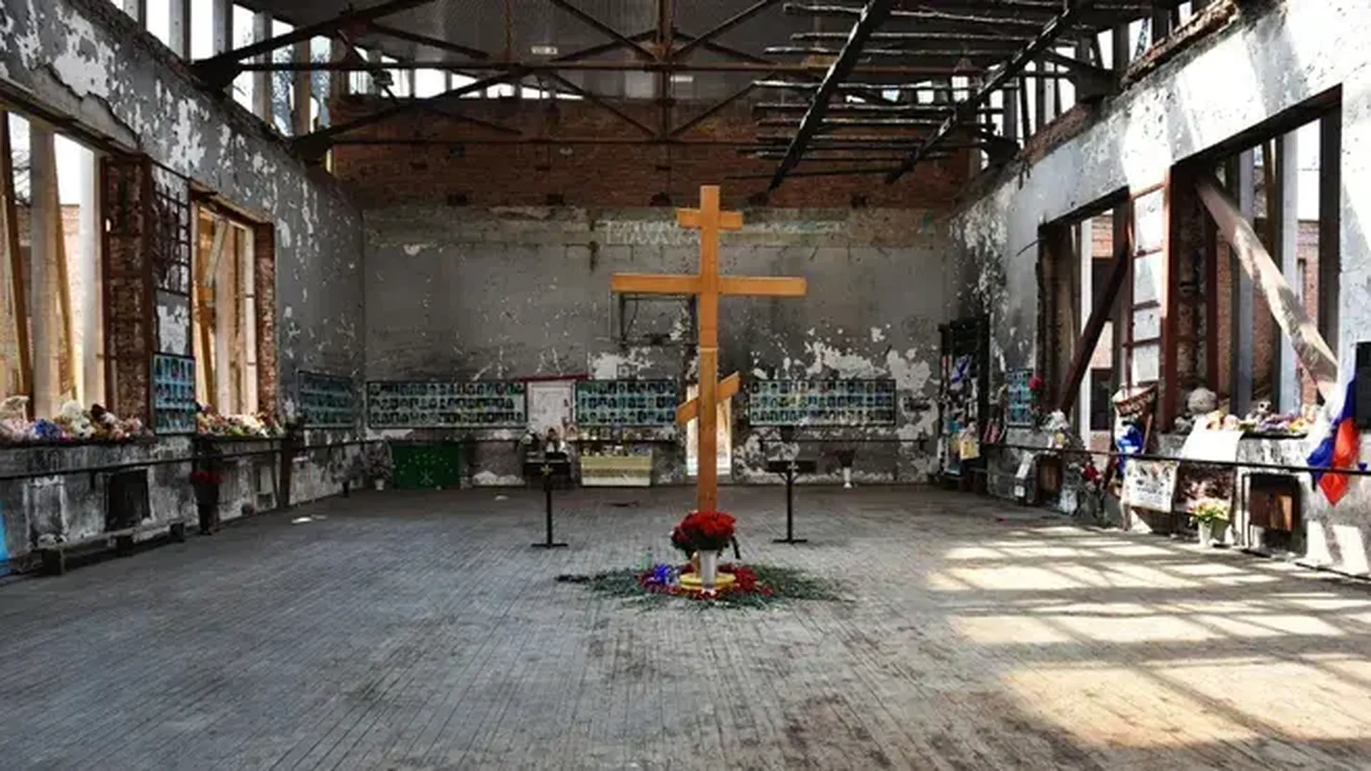 Память жертв теракта в Беслане почтили в Москве
