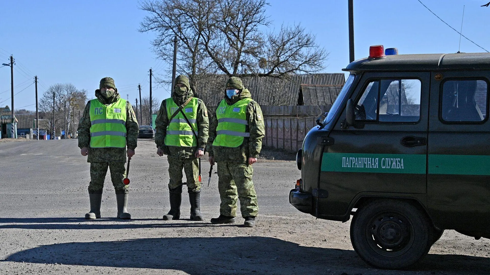 Россиянка с детьми прорвалась через границу Польши и Белоруссии: как это  было, подробности | 360°