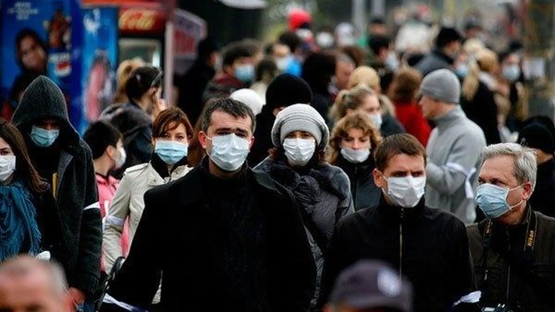 Жителей Подмосковья напугали страшным вирусом гриппа из Европы
