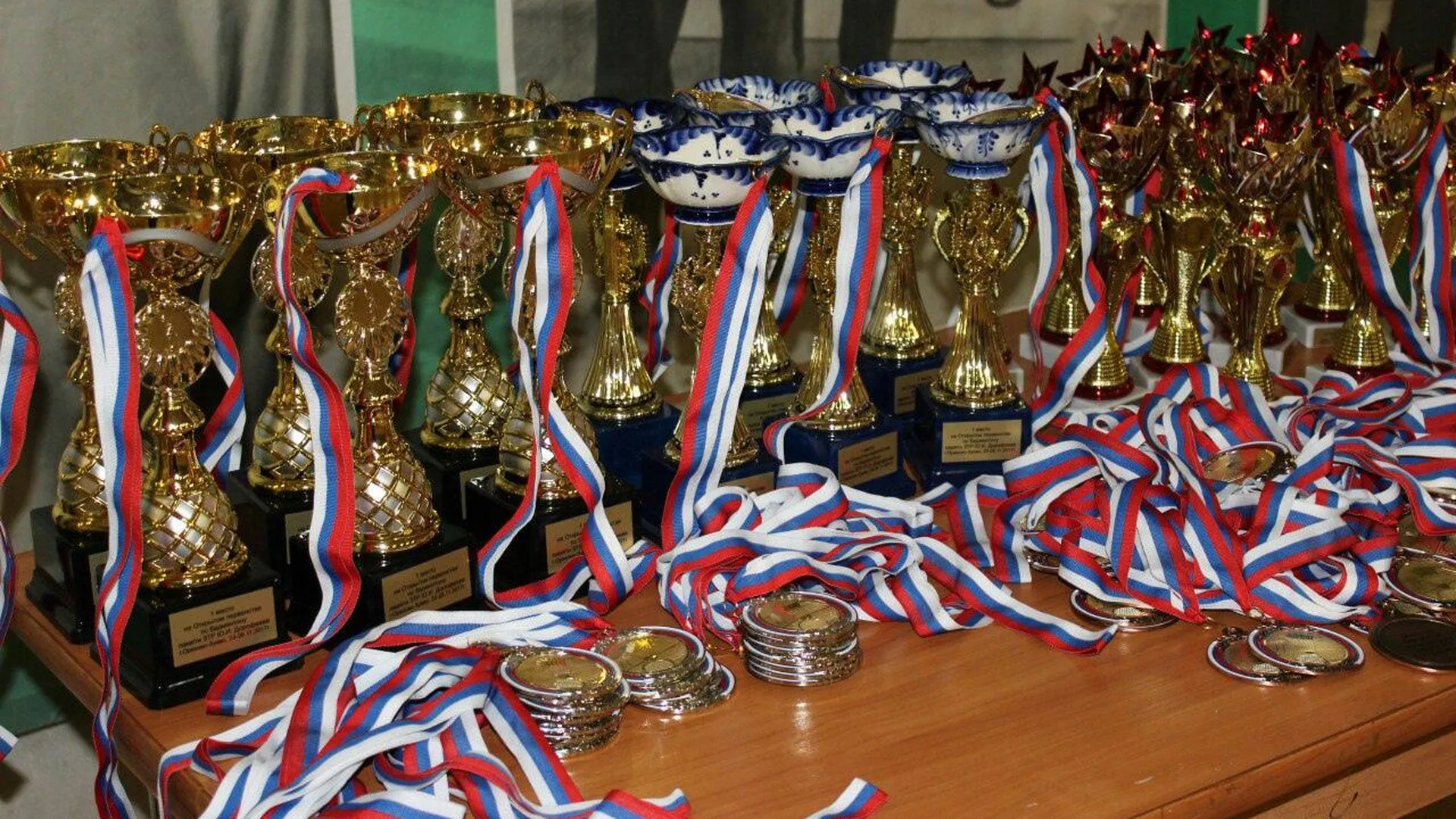 Спортсмены из Одинцова выиграли 7 медалей на всероссийских соревнованиях по бадминтону