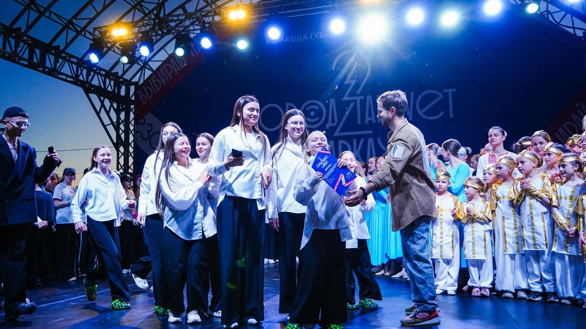 Десять команд танцоров поучаствовали в фестивале «Город танцует в парках» в Шатуре