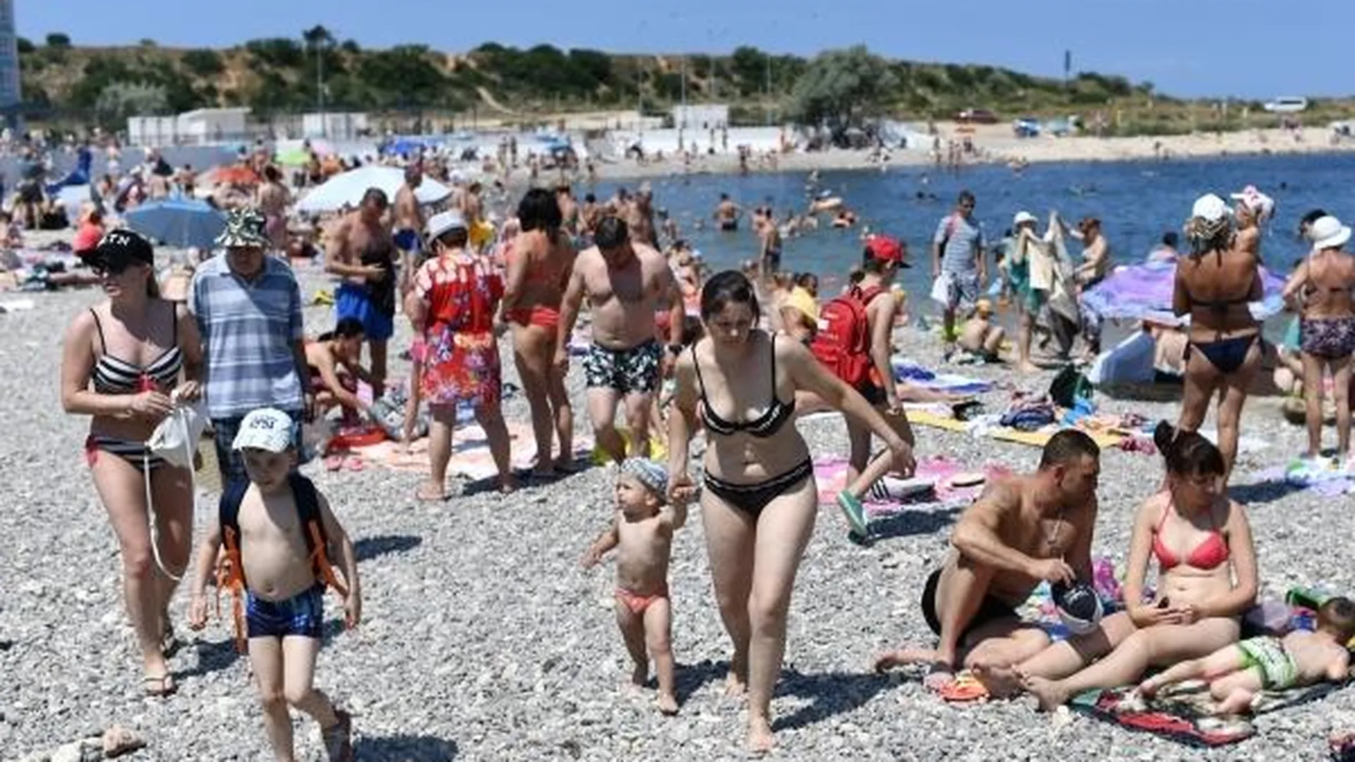 В Крыму запретили купаться на некоторых пляжах