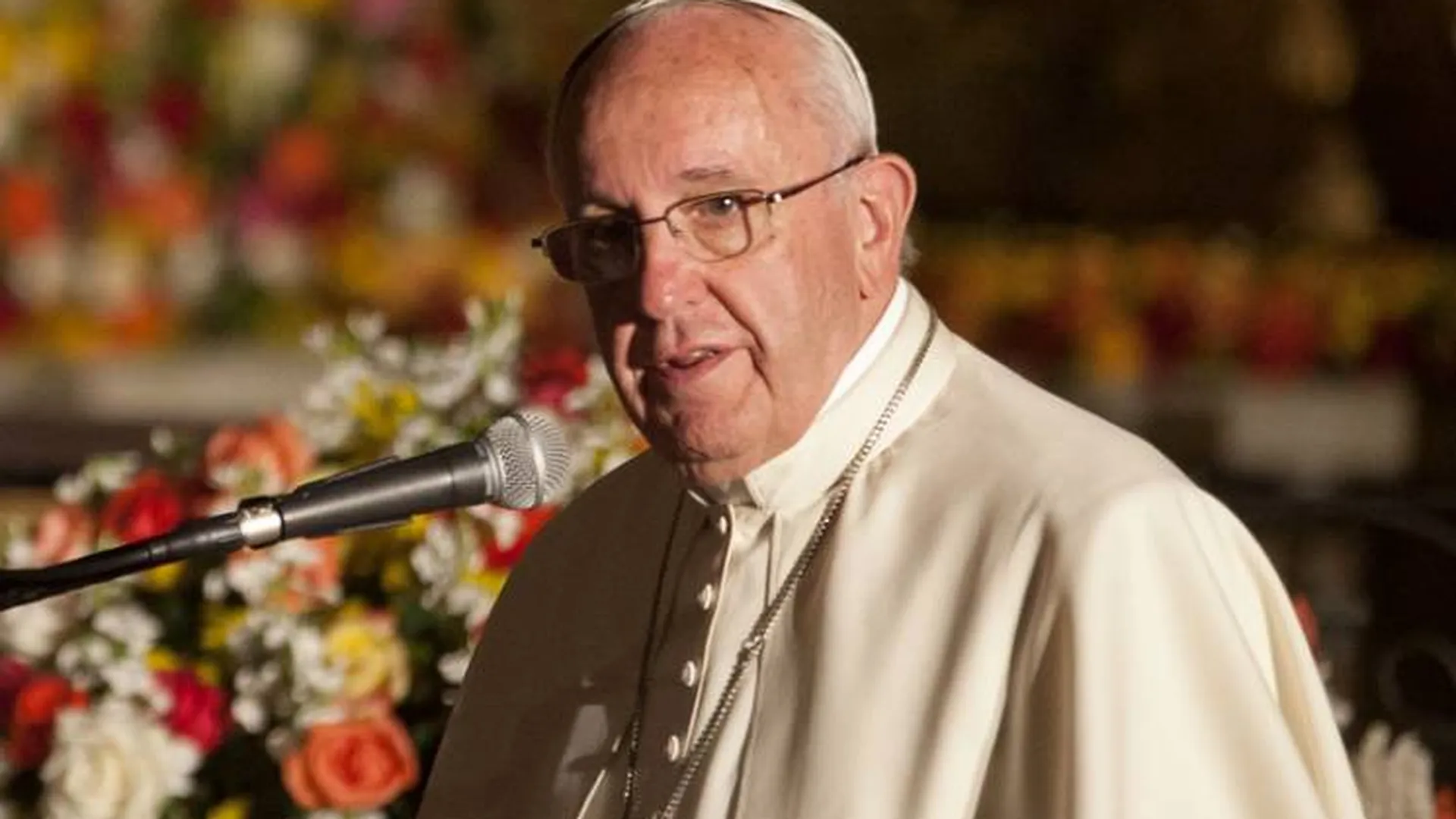 Папа римский выразил соболезнования в связи со смертью Горбачева