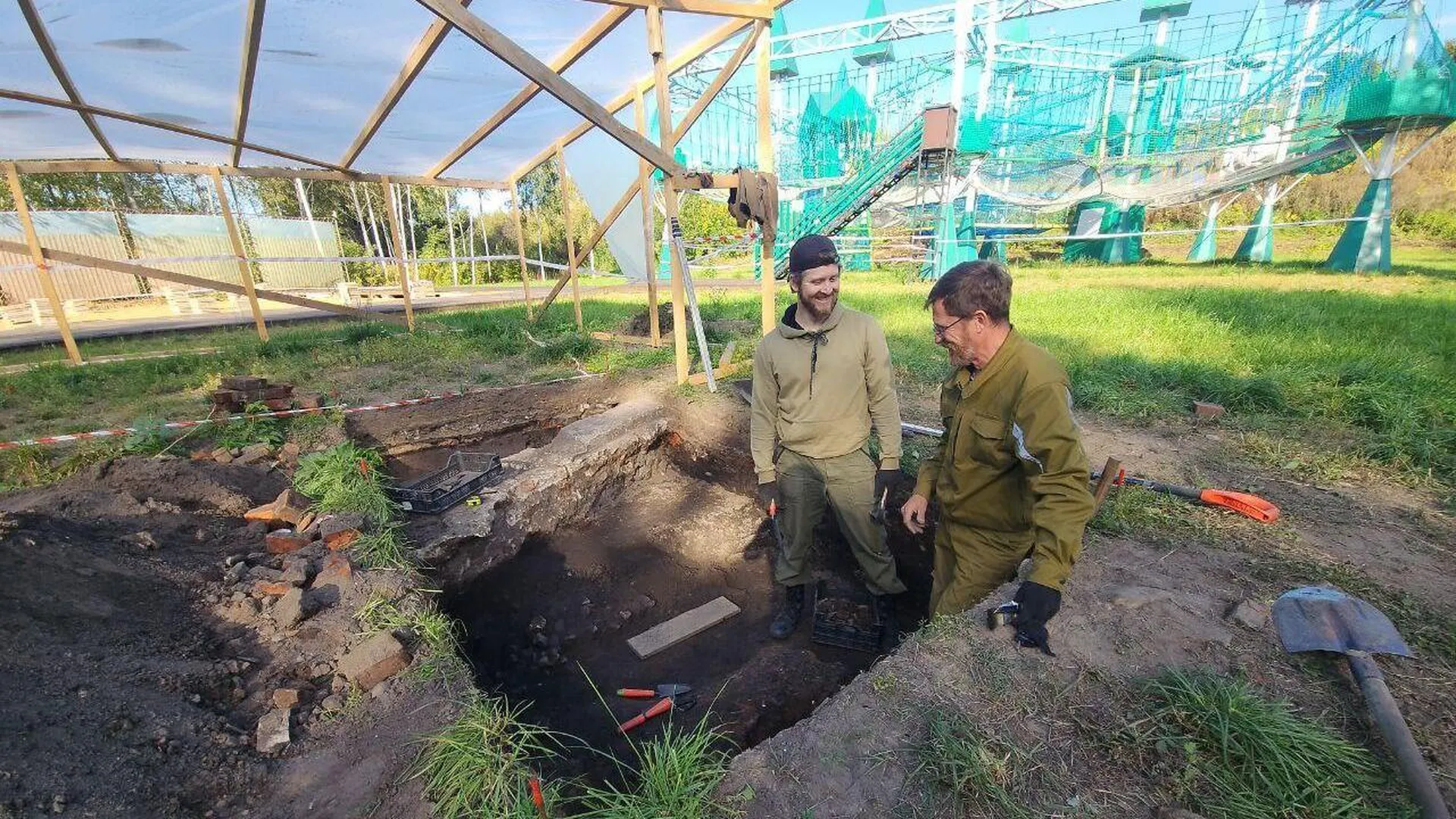 В исторической части подмосковного Дмитрова идут археологические раскопки
