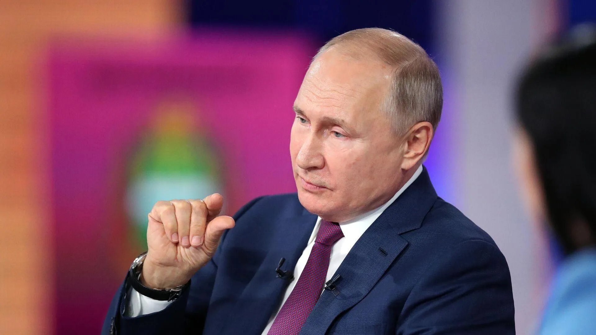 Путин признал чрезмерную затянутость прямой линии