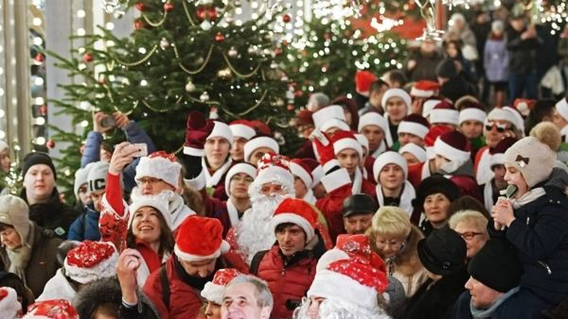 Парад Дедов Морозов и Снегурочек пройдет в Орехово-Зуево