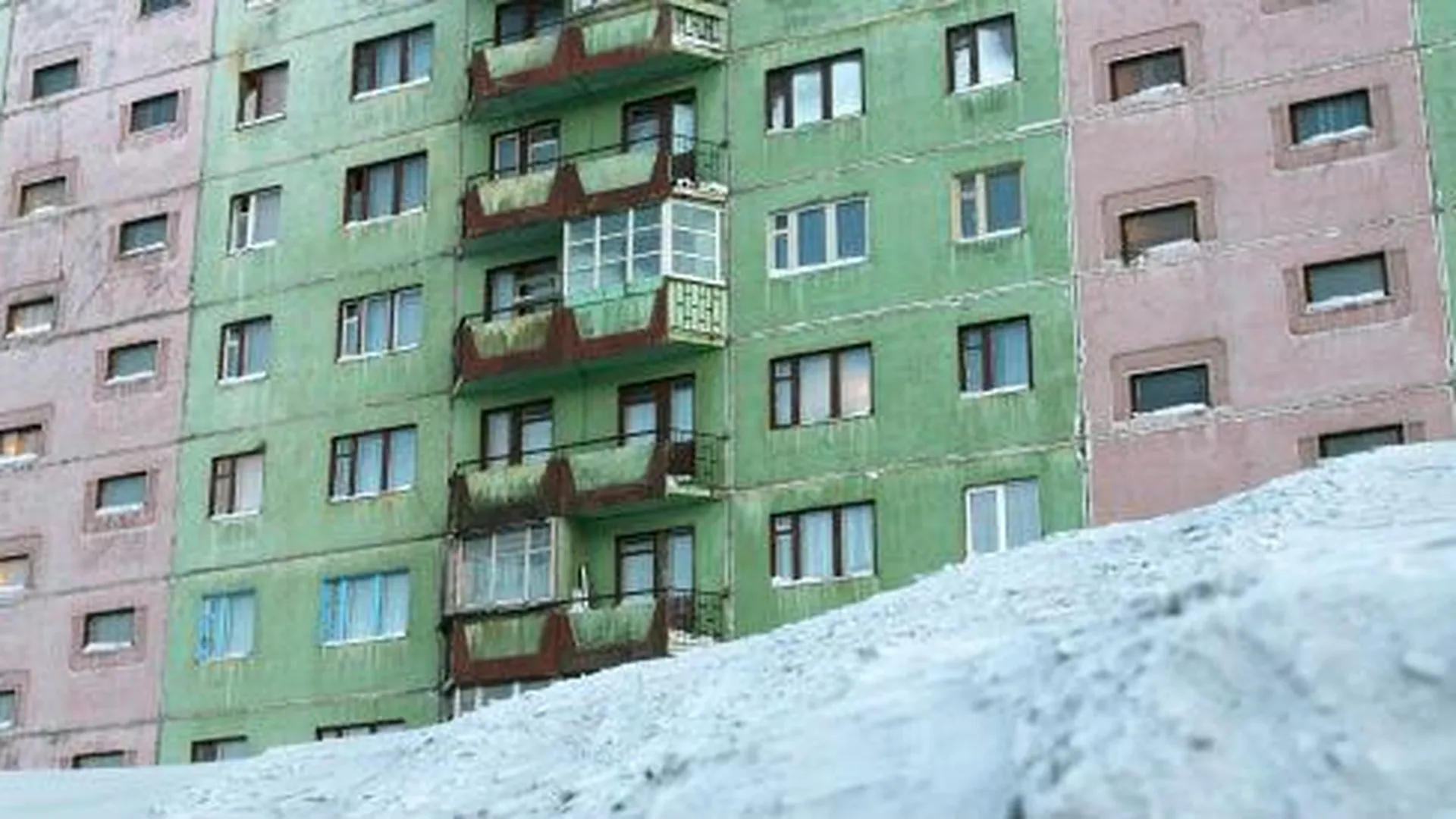Трехлетний ребенок упал с 10 этажа, пока родители были на работе в Ногинске