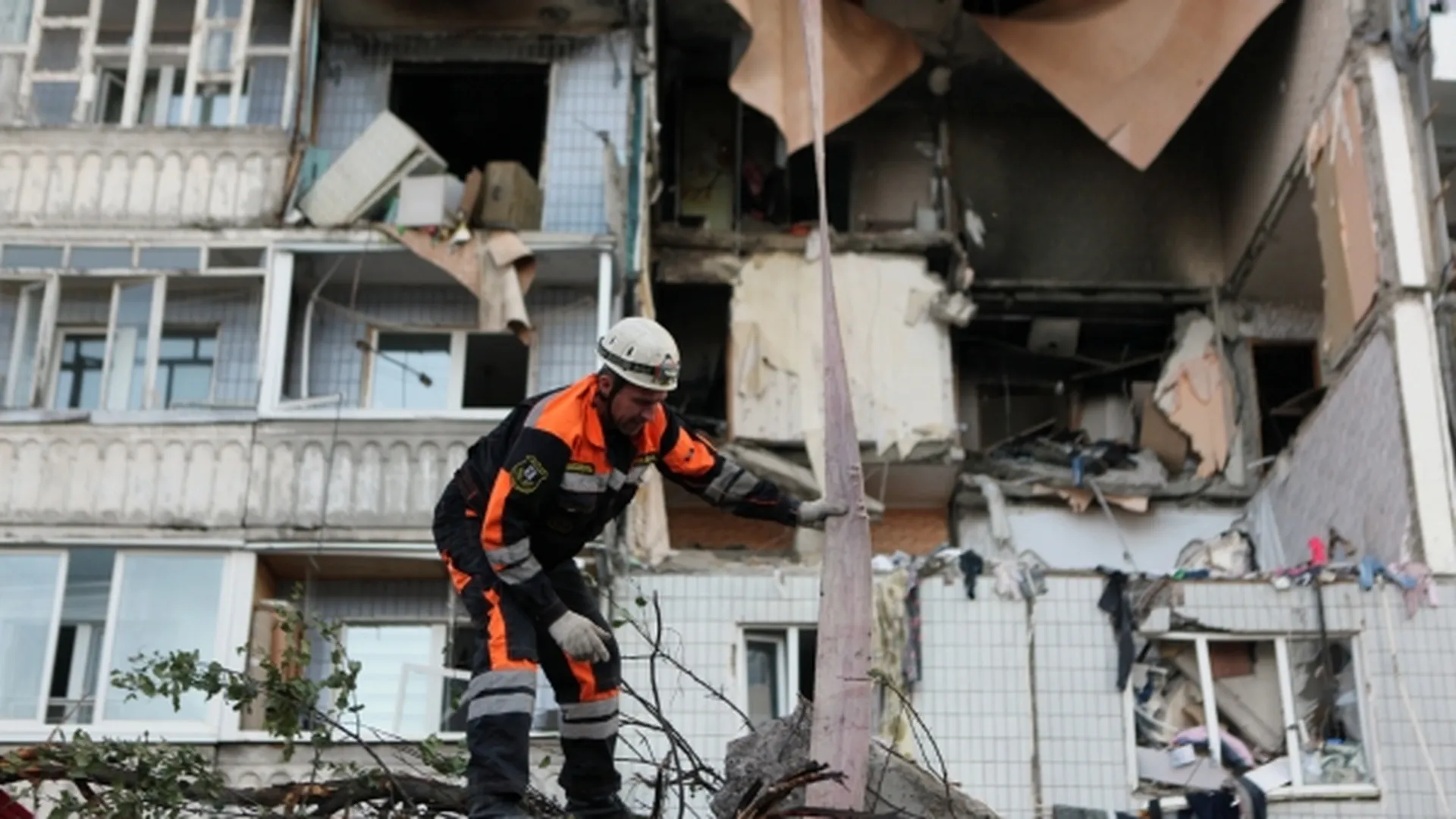 Следователи назвали основную версию взрыва в жилом доме в Ярославле