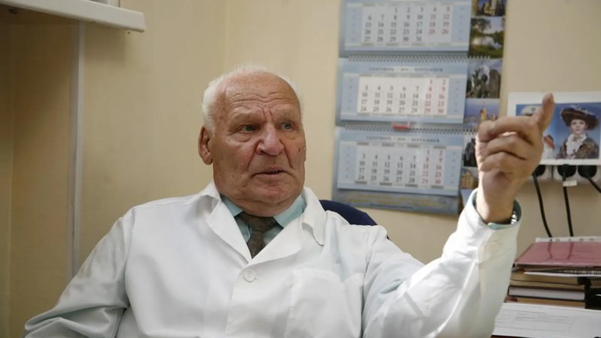Заслуженный врач России: «Мне скоро 80 лет. Я продолжаю работать и один содержу огород в 30 соток»