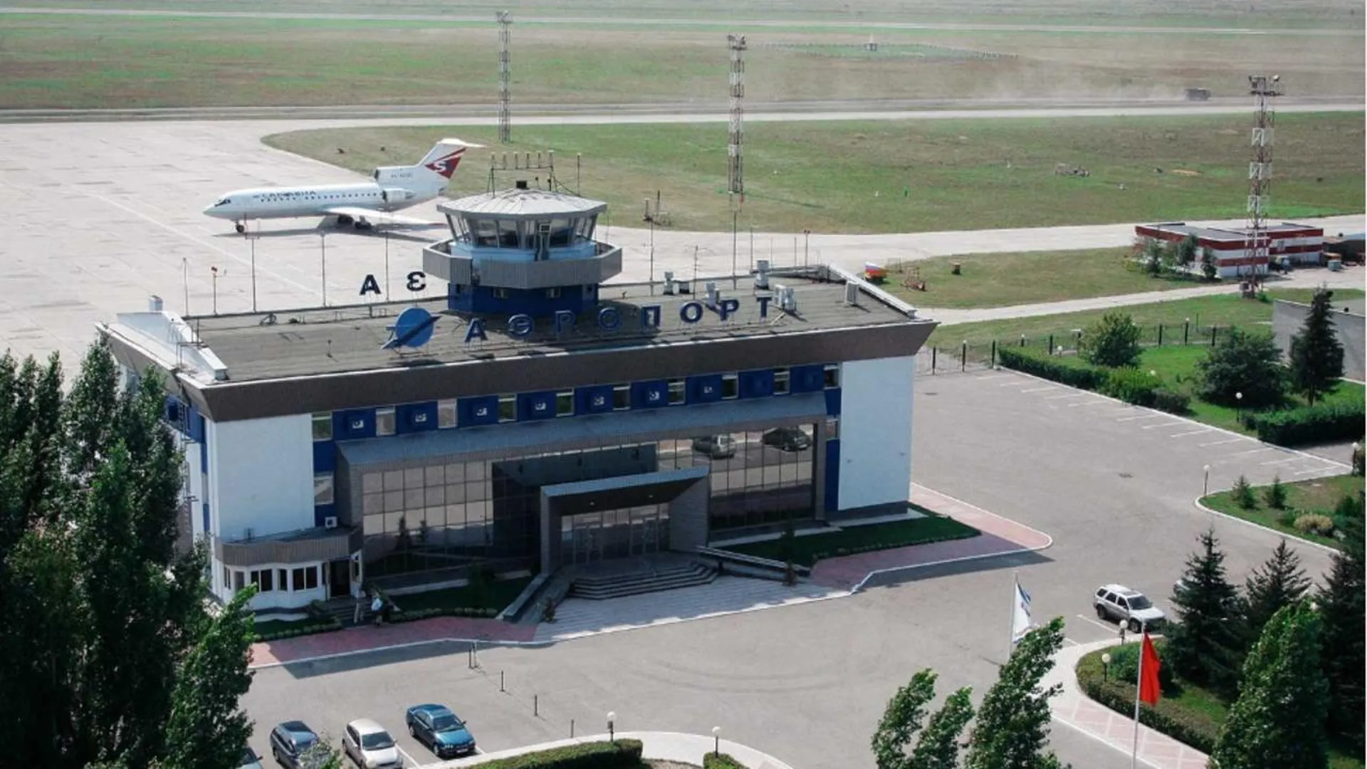 «За все, что происходит»: в ГД назвали ответственного за разрушения российских аэропортов