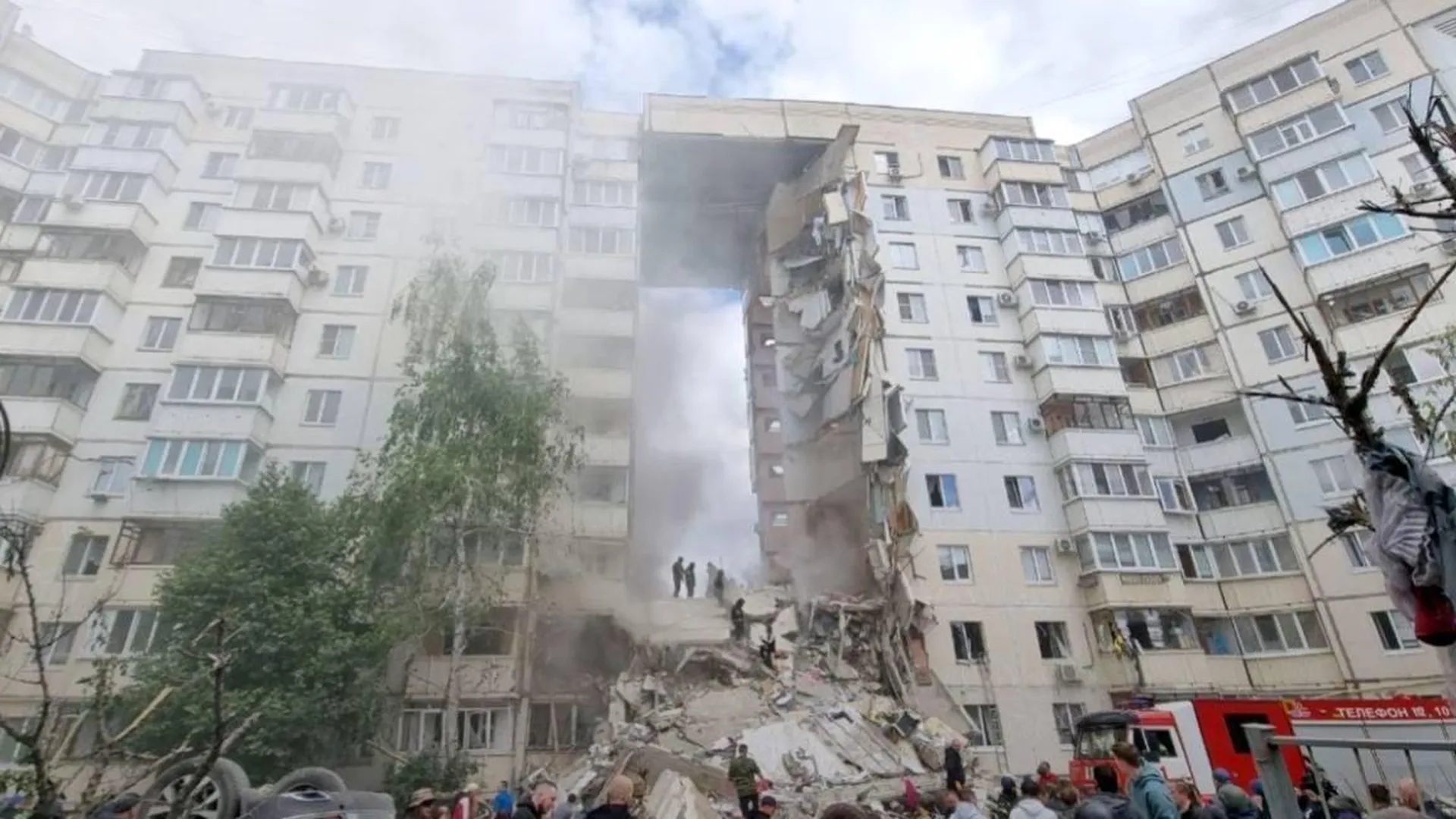 Андрей Воробьев: Обстрел жилого района в Белгороде — настоящая трагедия